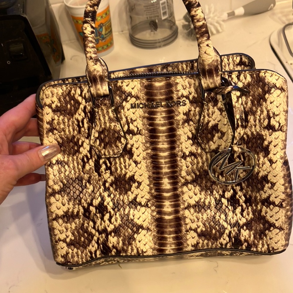 Michael kors mini
